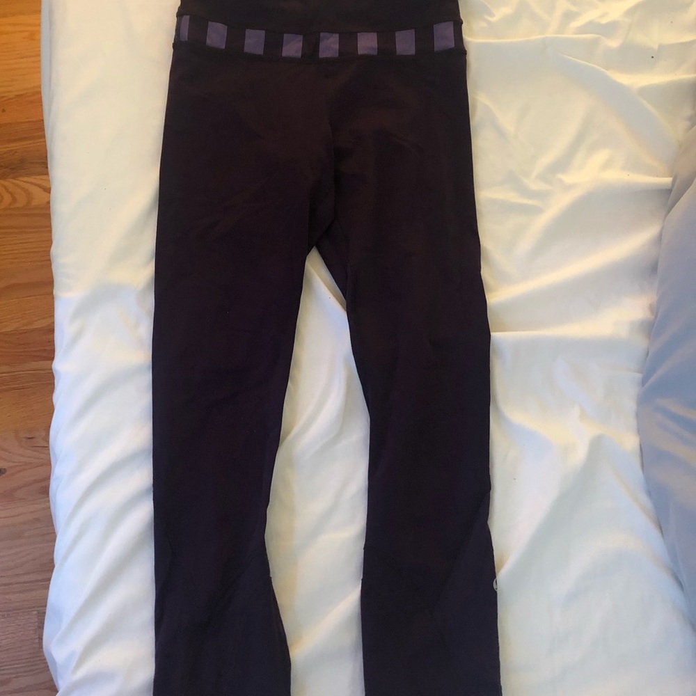 NWOT lulu leggings! taking most offers!